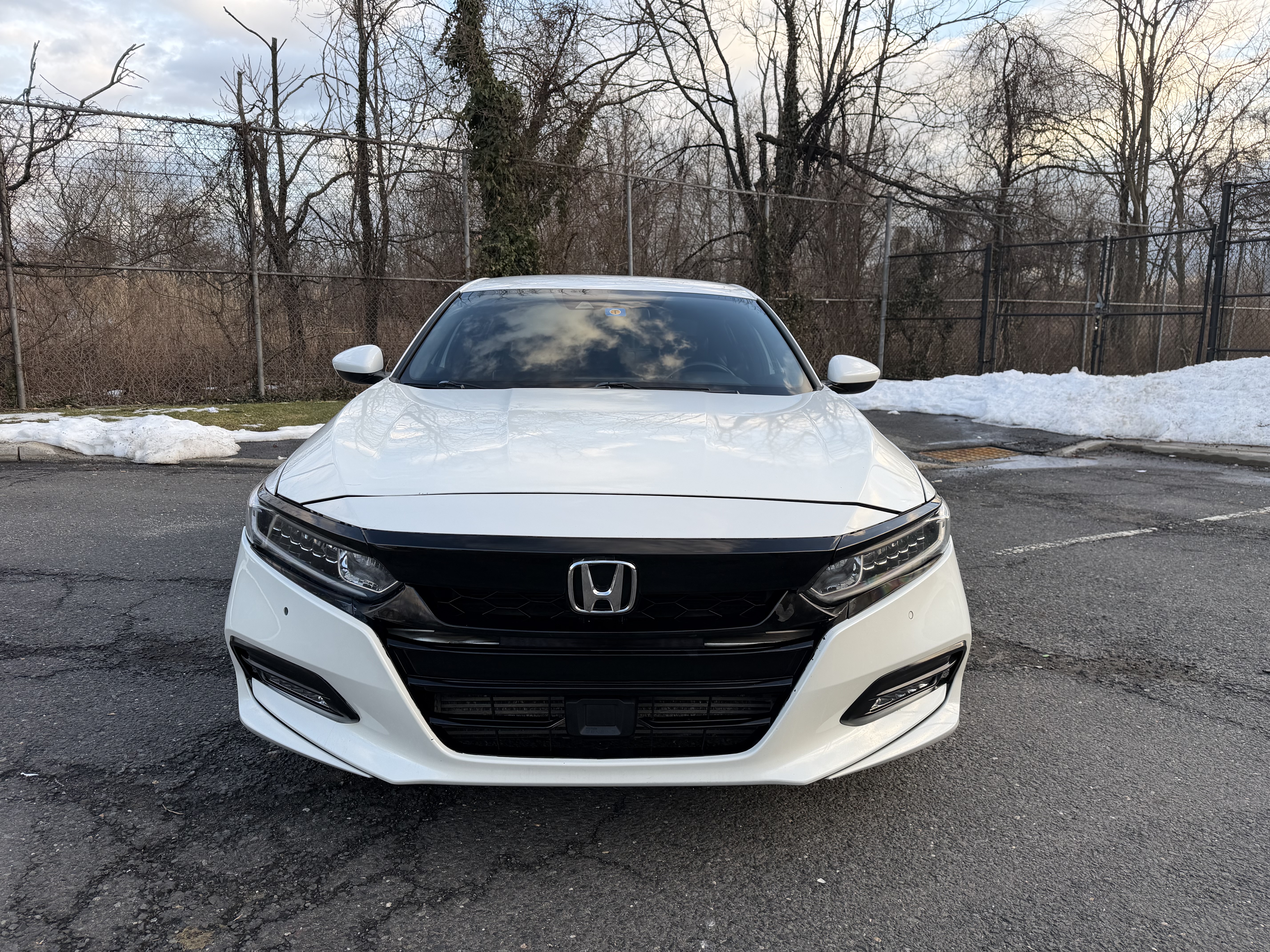 Vehicle photo 3